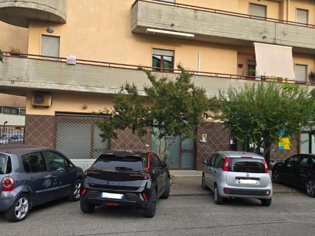 Appartamento in vendita di 155 m² in Via Cervinara, 25