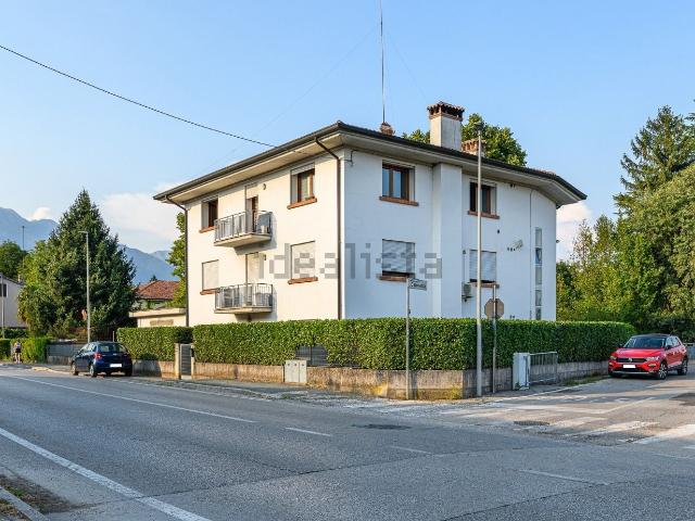 Appartamento in vendita di 155 m² in Via Cumana, 1