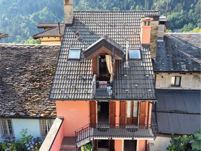 Appartamento in vendita di 155 m² in Via A. Bozzo, 7