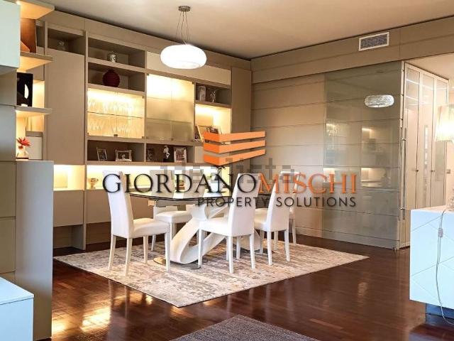 Appartamento in vendita di 155 m² in Via Angelo Ramazzotti, 24