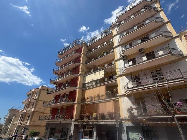 Appartamento in vendita di 155 m² in Via Alcide de Gasperi, 15