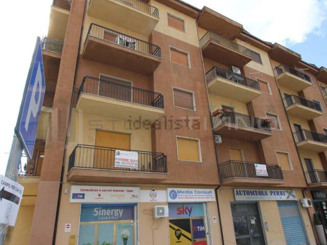 Appartamento in vendita di 155 m² in Via Alcide De Gasperi, 17