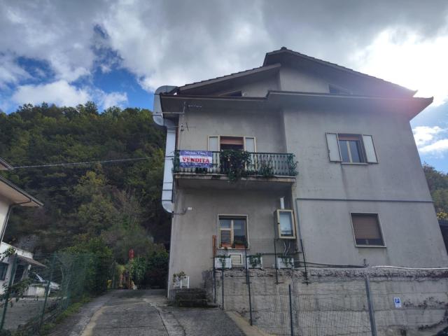Appartamento in vendita di 155 m² in Via Aldo Moro, 27