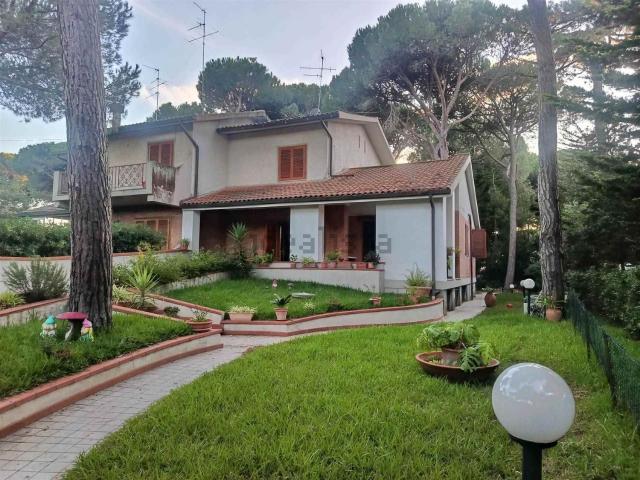 Appartamento in vendita di 155 m² in Via Aragosta