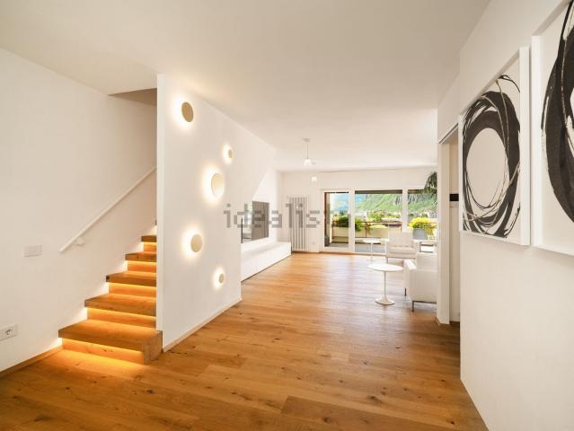 Appartamento in vendita di 155 m² in Via Aurelio Nicolodi, 23