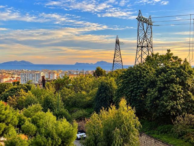 Appartamento in vendita di 155 m² in Via Gabriele Jannelli
