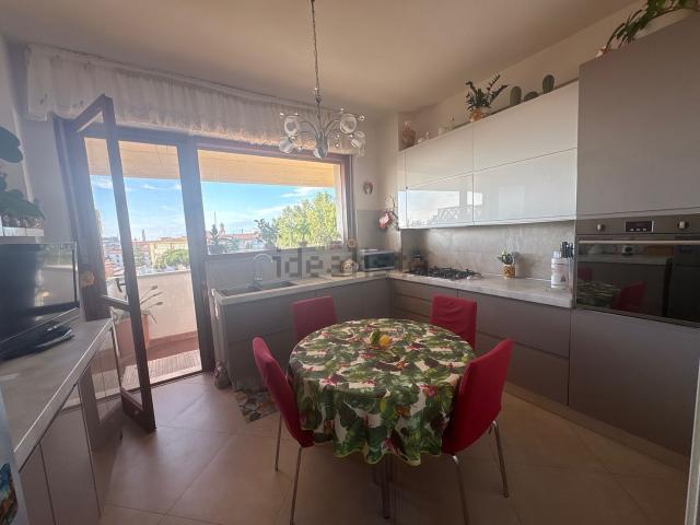 Appartamento in vendita di 155 m² in Via Galileo Galilei, 3