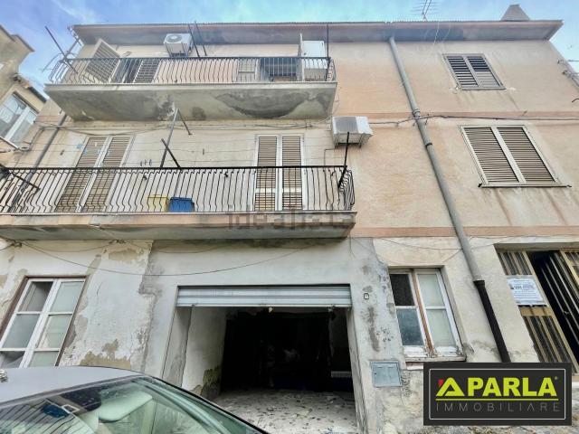Appartamento in vendita di 155 m² in Via Gela