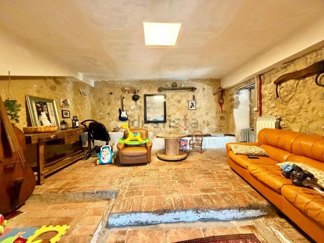 Appartamento in vendita di 155 m² in Via del Gesso