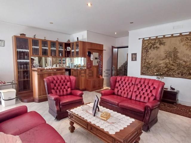 Appartamento in vendita di 155 m² in Via del Piave