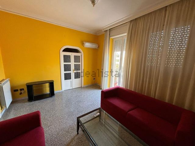 Appartamento in vendita di 155 m² in Via Delfica