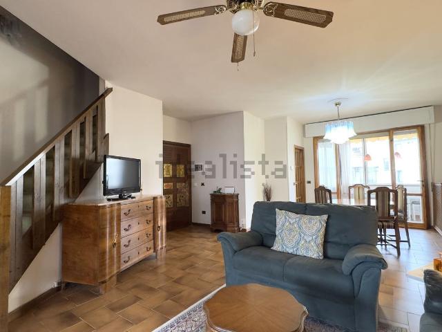Appartamento in vendita di 155 m² in Via delle Magnolie
