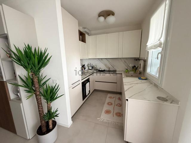 Appartamento in vendita di 155 m² in Via Diegaro Pievesestina, 2840