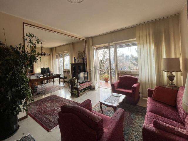 Appartamento in vendita di 155 m² in Via Enrico Cernuschi