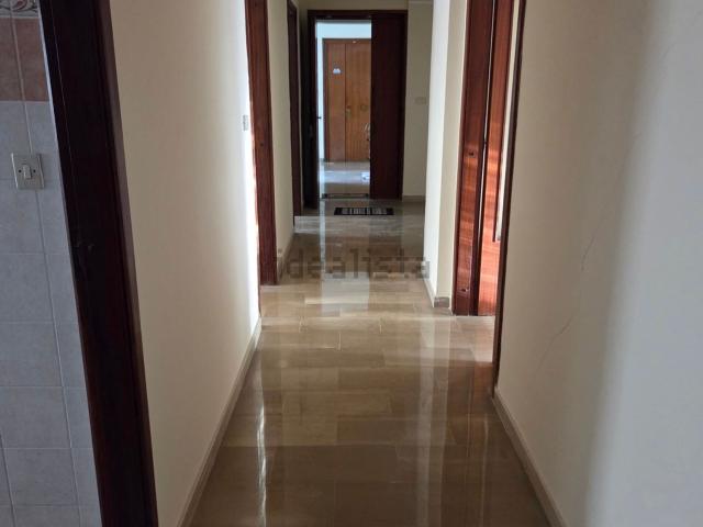 Appartamento in vendita di 155 m² in Via Ettore Celi, 17