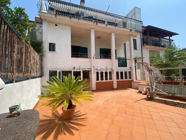 Appartamento in vendita di 155 m² in Via ex stazione, 54