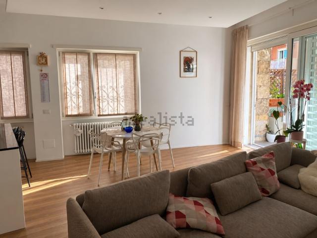Appartamento in vendita di 155 m² in Via Franco Lucchini, 41