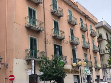 Appartamento in vendita di 155 m² in Via II Giugno