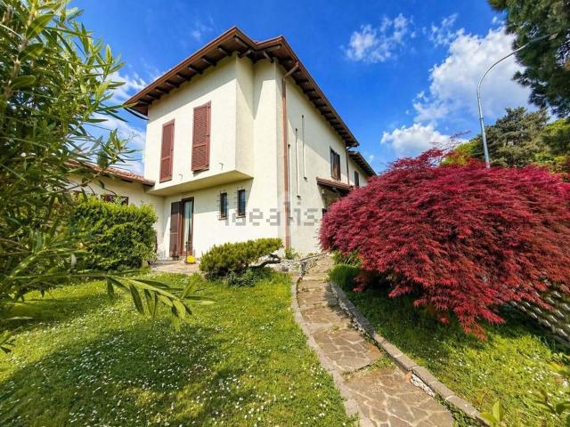 Appartamento in vendita di 155 m² in Via Isonzo, 4