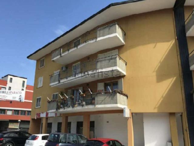 Appartamento in vendita di 155 m² in Via Lagni