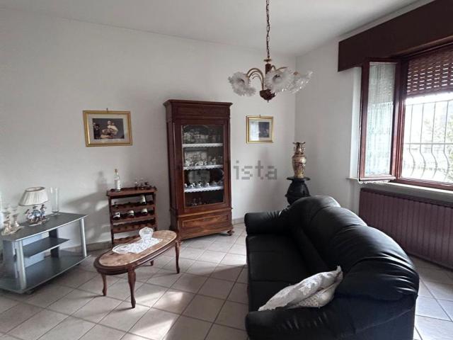 Appartamento in vendita di 155 m² in Via Leonardo da Vinci