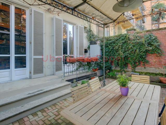 Appartamento in vendita di 155 m² in Via Luciano Manara, 12