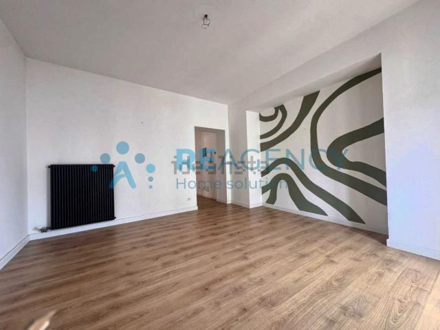 Appartamento in vendita di 155 m² in Via Monico