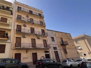 Appartamento in vendita di 155 m² in Via Magna Grecia