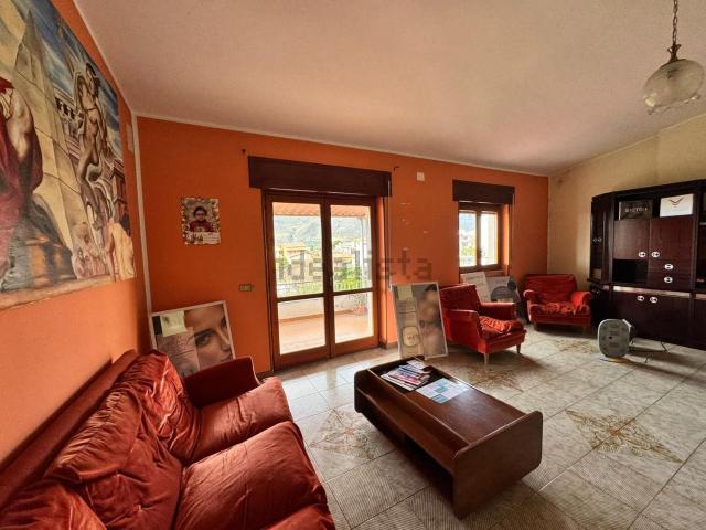 Appartamento in vendita di 155 m² in Via Nazionale, 54