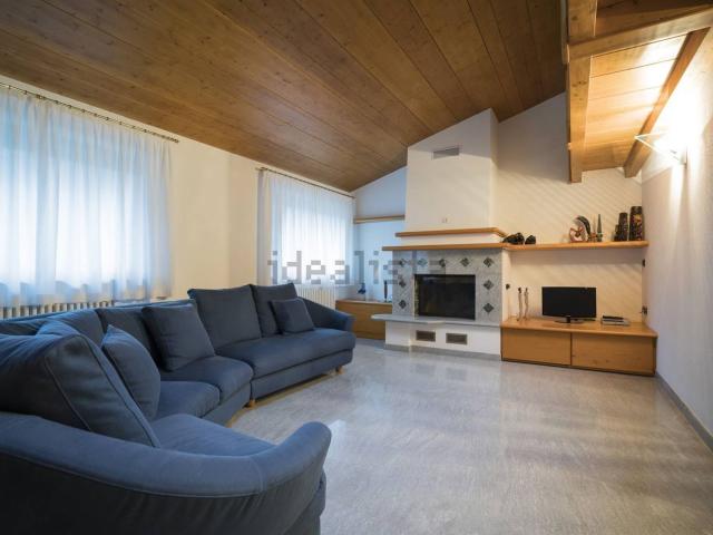 Appartamento in vendita di 155 m² in Via Sant&apos Antonio, 8