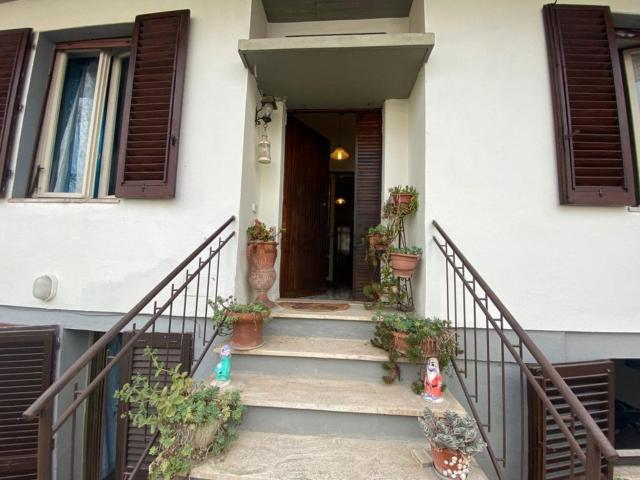 Appartamento in vendita di 155 m² in Via Santa Caterina
