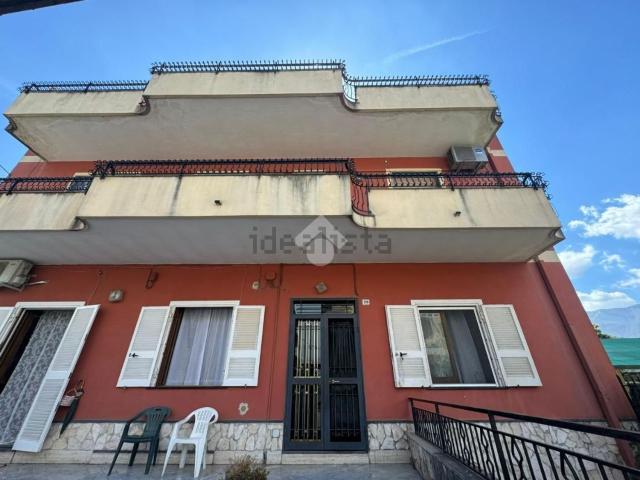 Appartamento in vendita di 155 m² in Via Santa Maria la Carità