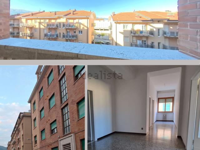 Appartamento in vendita di 155 m² in Via Peligni