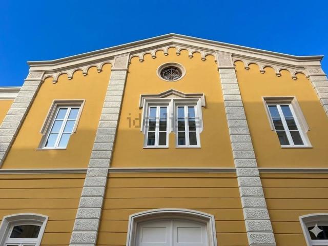 Appartamento in vendita di 155 m² in Via Pio Riego Gambini, 12