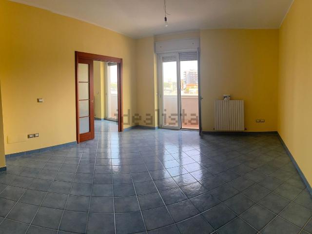 Appartamento in vendita di 155 m² in Via R. Paolucci