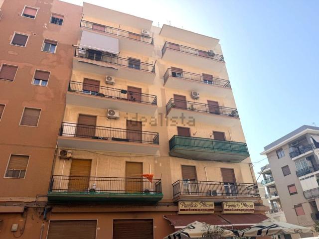 Appartamento in vendita di 155 m² in Via Rosolini, 17