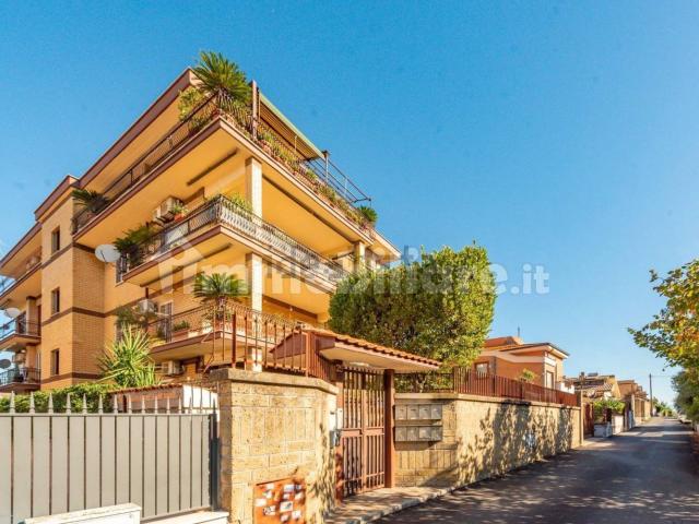 Appartamento in vendita di 155 m² in Via Valerio Corvino, 25