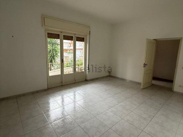 Appartamento in vendita di 155 m² in Via Vincenzo Bellini