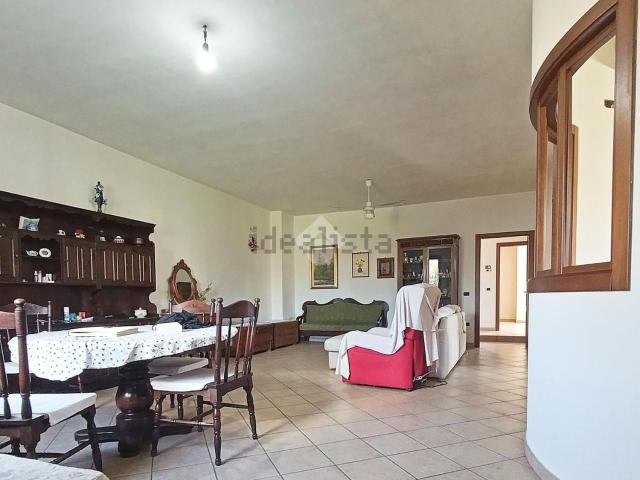 Appartamento in vendita di 155 m² in Viale Antonio Gramsci