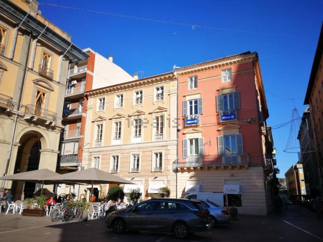 Appartamento in vendita di 155 m² in Piazza Martiri della Libertà