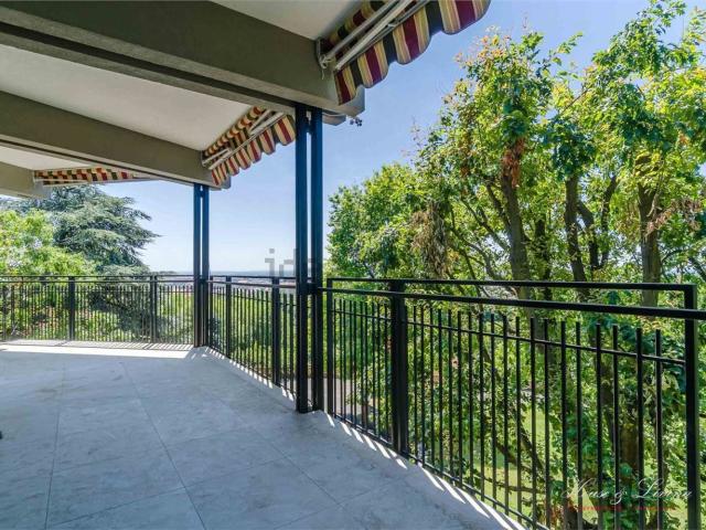 Appartamento in vendita di 155 m² in Strada Castelvecchio
