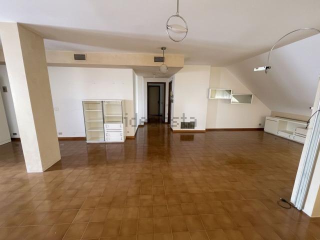 Appartamento in vendita di 156 m²