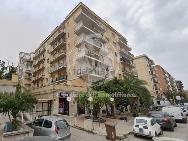 Appartamento in vendita di 156 m² in Via Abruzzi