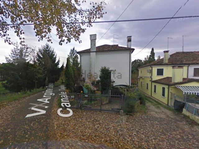 Appartamento in vendita di 156 m² in Via Argine Destro Canale Taglio, 94