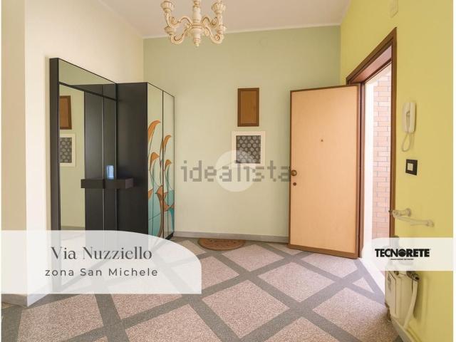Appartamento in vendita di 156 m² in Via G. Romolo Nuzziello, 4