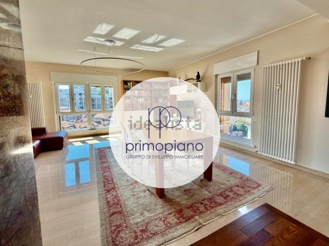Appartamento in vendita di 156 m² in Via Giuseppe Vidali