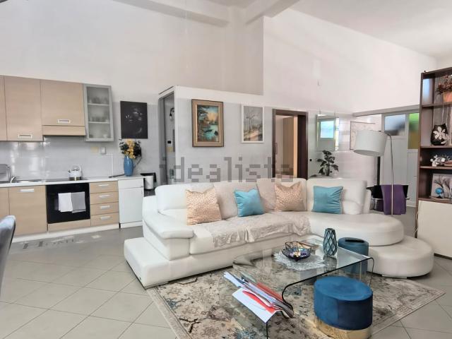 Appartamento in vendita di 156 m² in Via dell&apos  Olmo