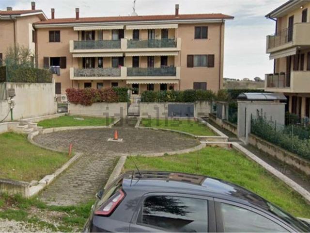 Appartamento in vendita di 156 m² in Via Enrico Medi, 21