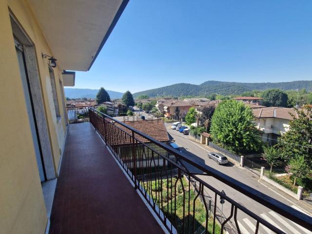 Appartamento in vendita di 156 m² in Via Europa, 30