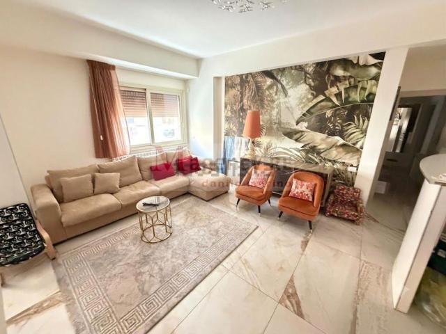Appartamento in vendita di 156 m² in Via Fabrizio De Andrè